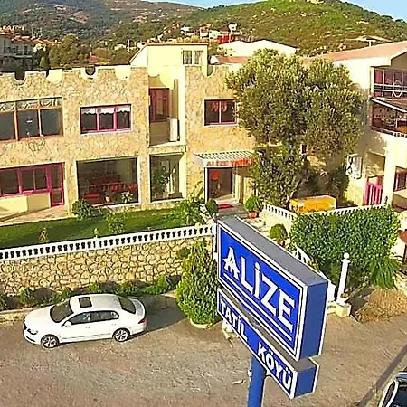 度假村 阿利兹度假酒店 Yenifoca